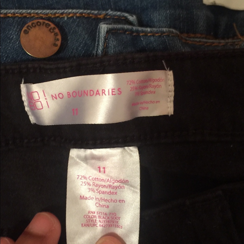 Jeans - Picture 2 of 2